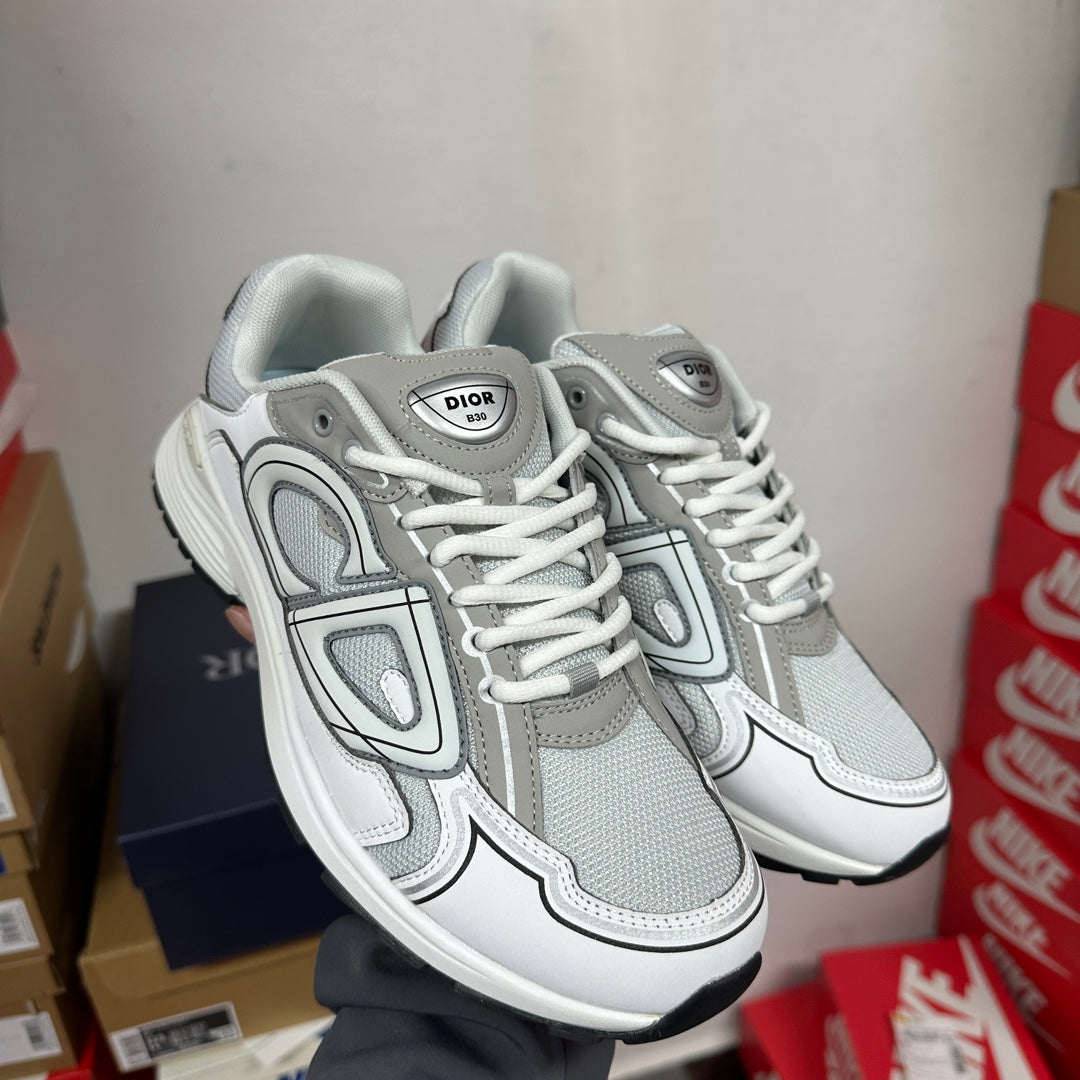 Dior B30