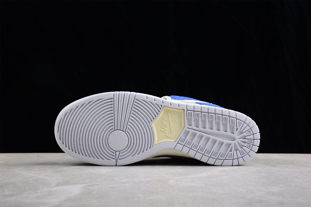 Fly Streetwear x Dunk Low Pro SB Gardenia