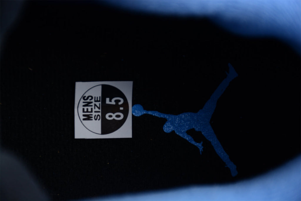 AJ 4 RETRO " UNIVERSITY BLUE"