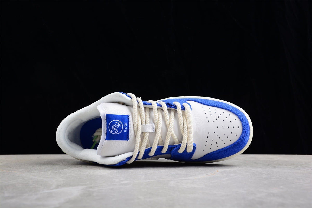 Fly Streetwear x Dunk Low Pro SB Gardenia