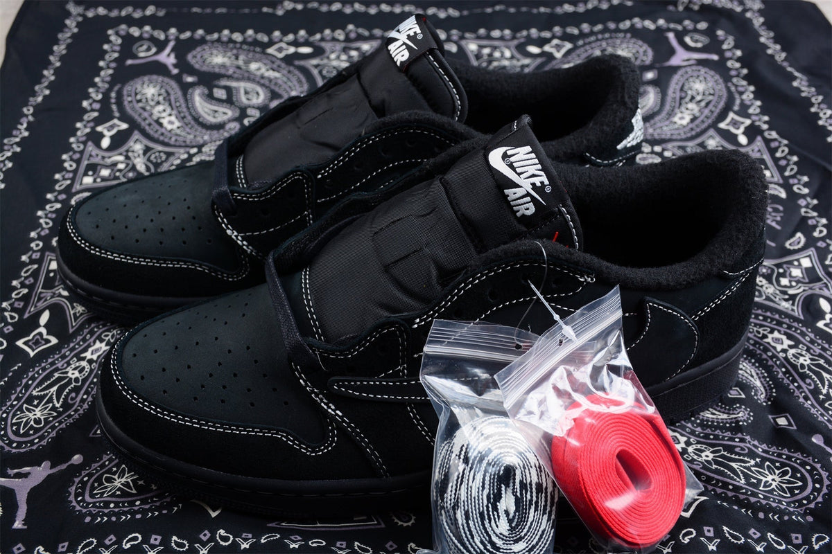 Jordan 1 Retro Low OG SP Travis Scott Black Phantom