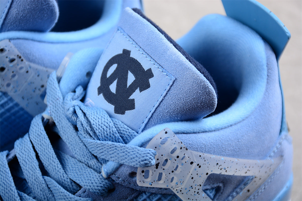 AJ 4 RETRO "NCAA PE - UNC"
