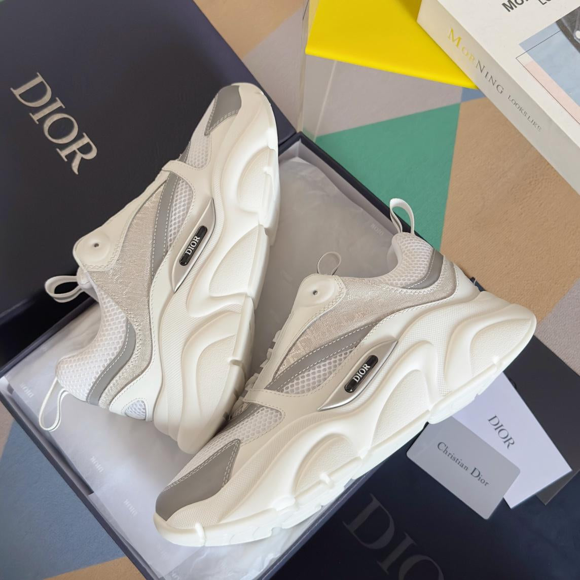 Dlor B22