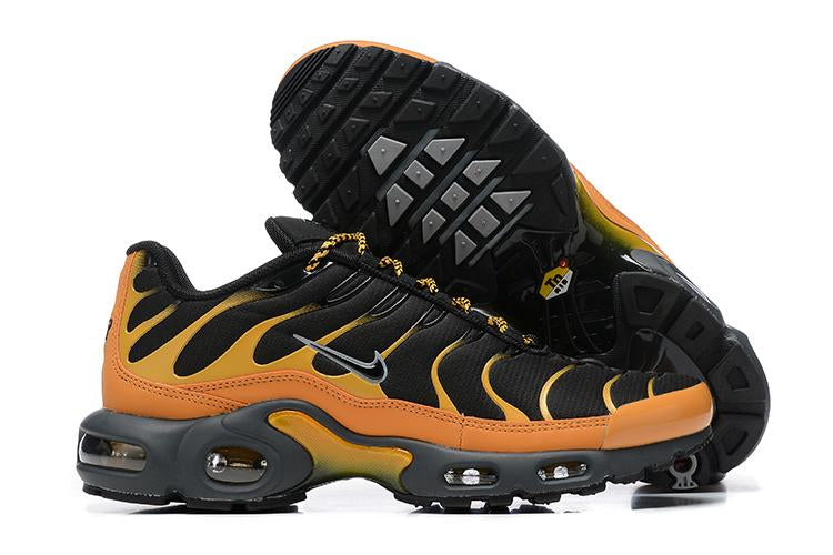 Nike Air Max Plus University Gold Black