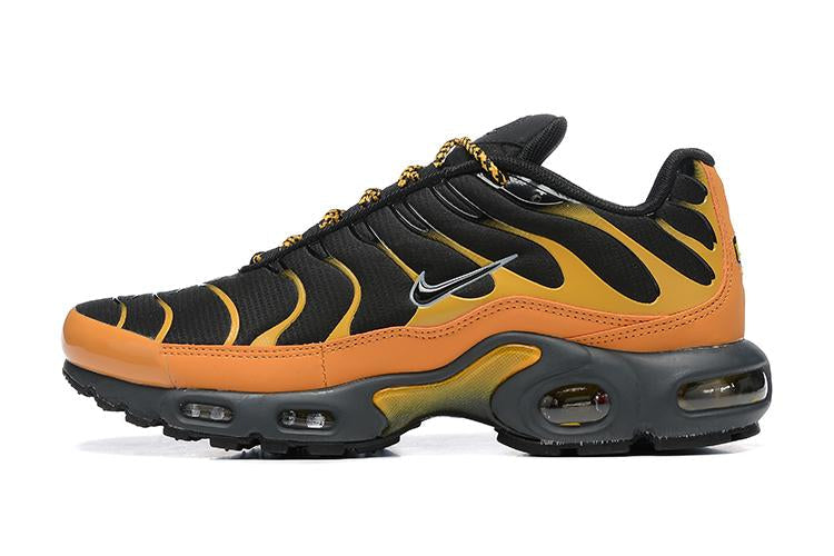Nike Air Max Plus University Gold Black