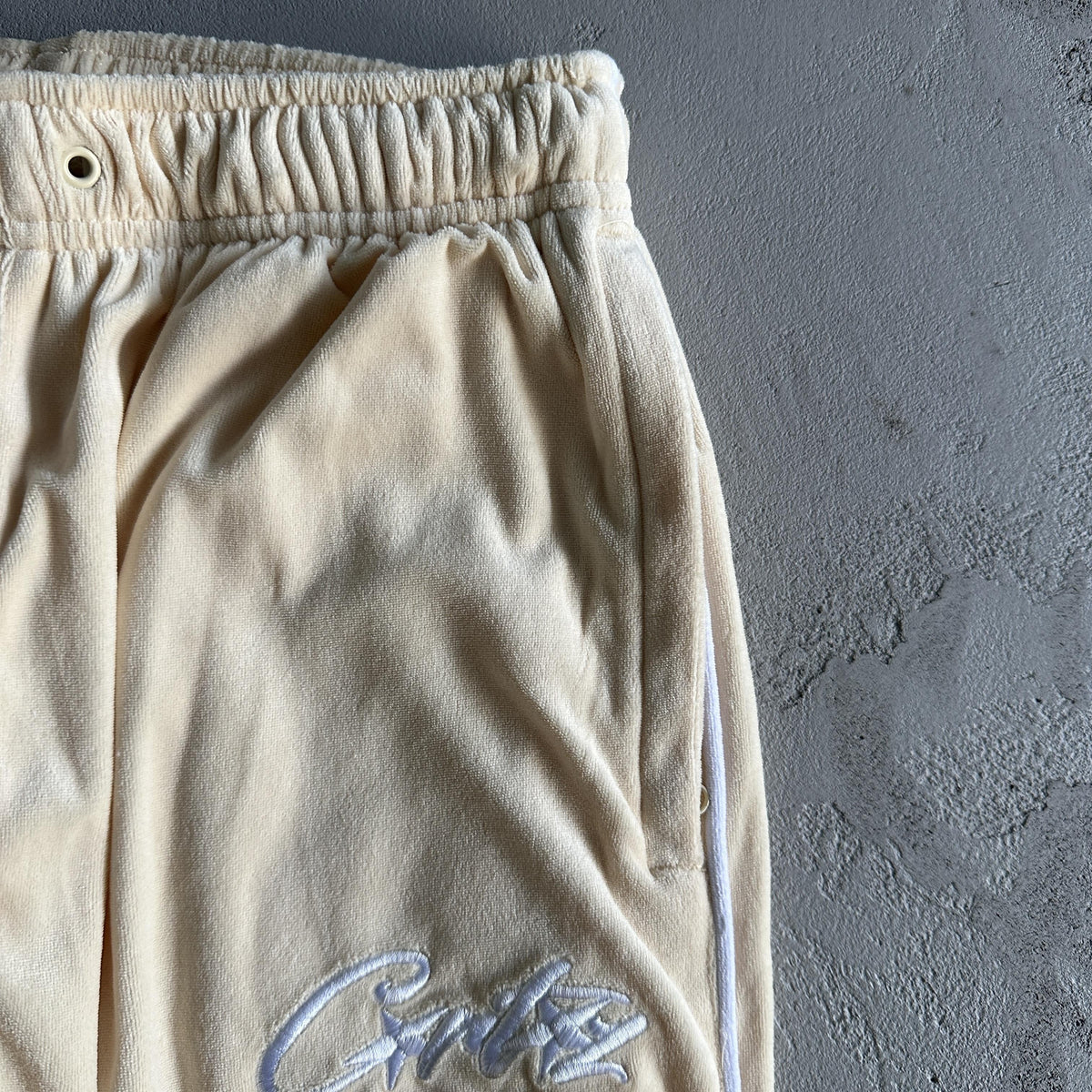 Corteiz Velvet Pant Cream