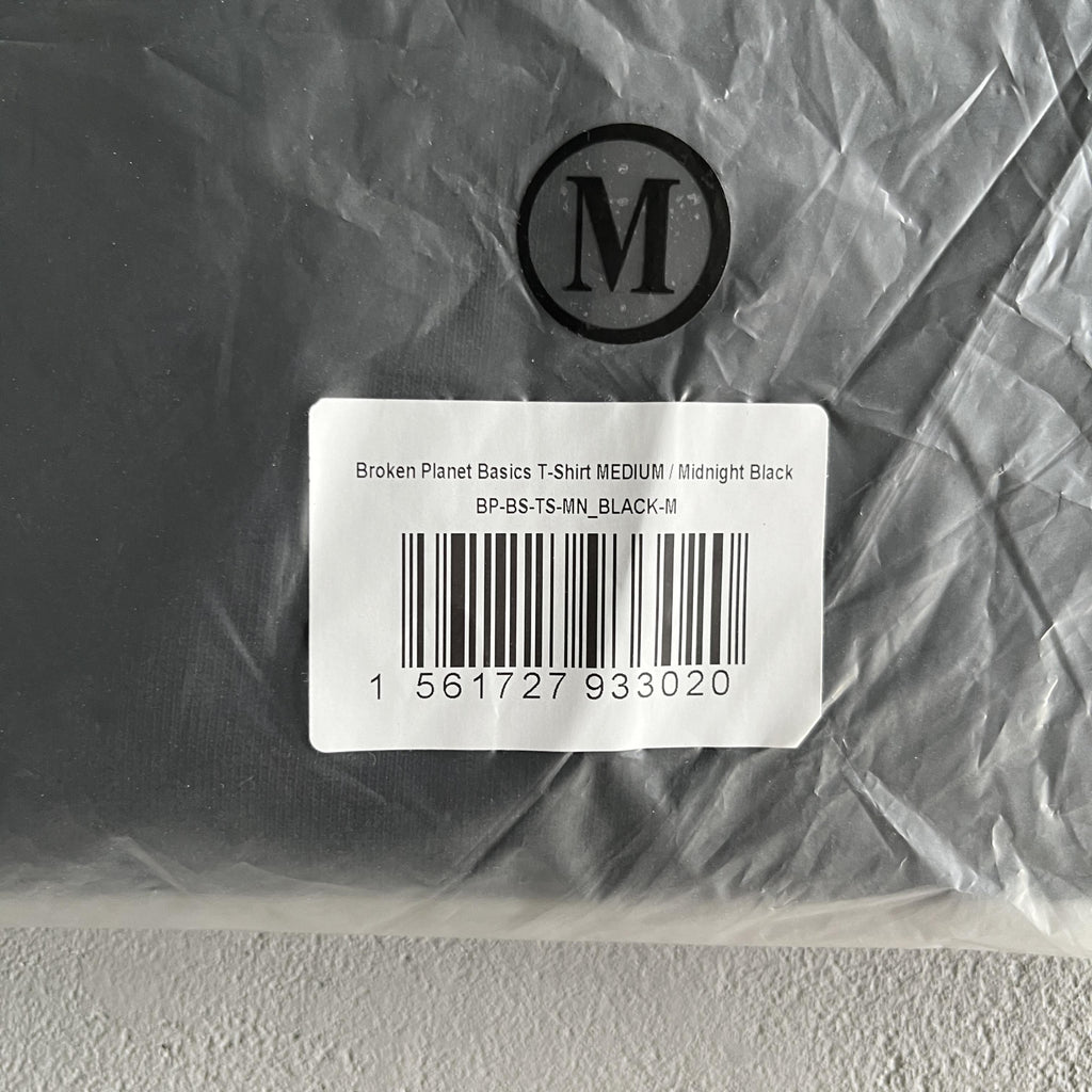 Broken P Basic Letter Short TShirt