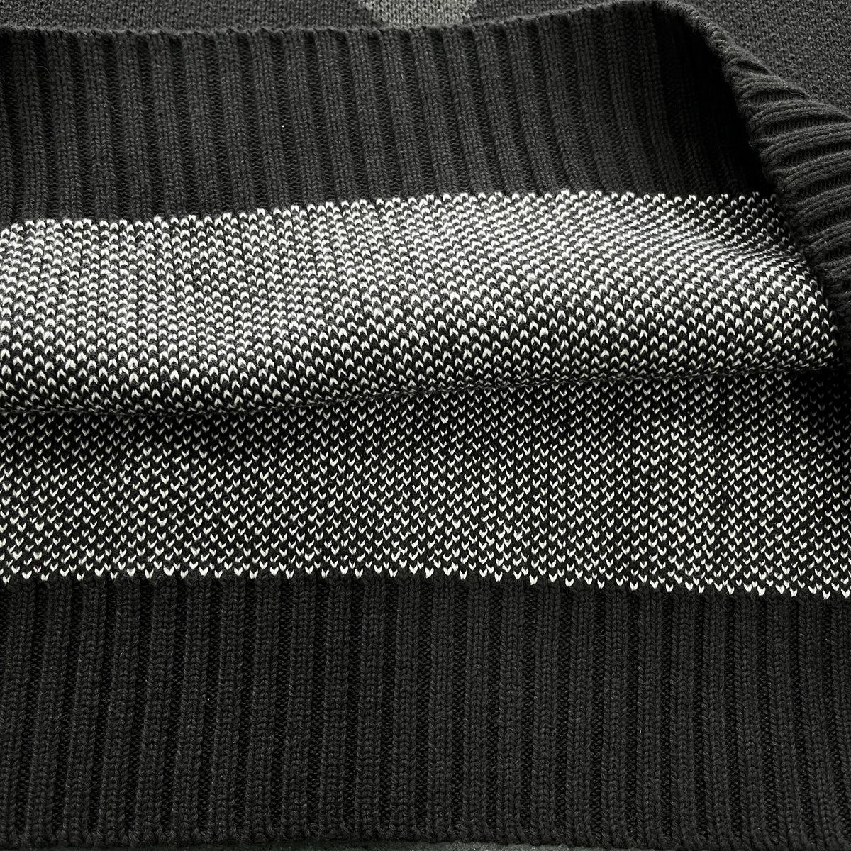 Broken P Skull Heart Sweater