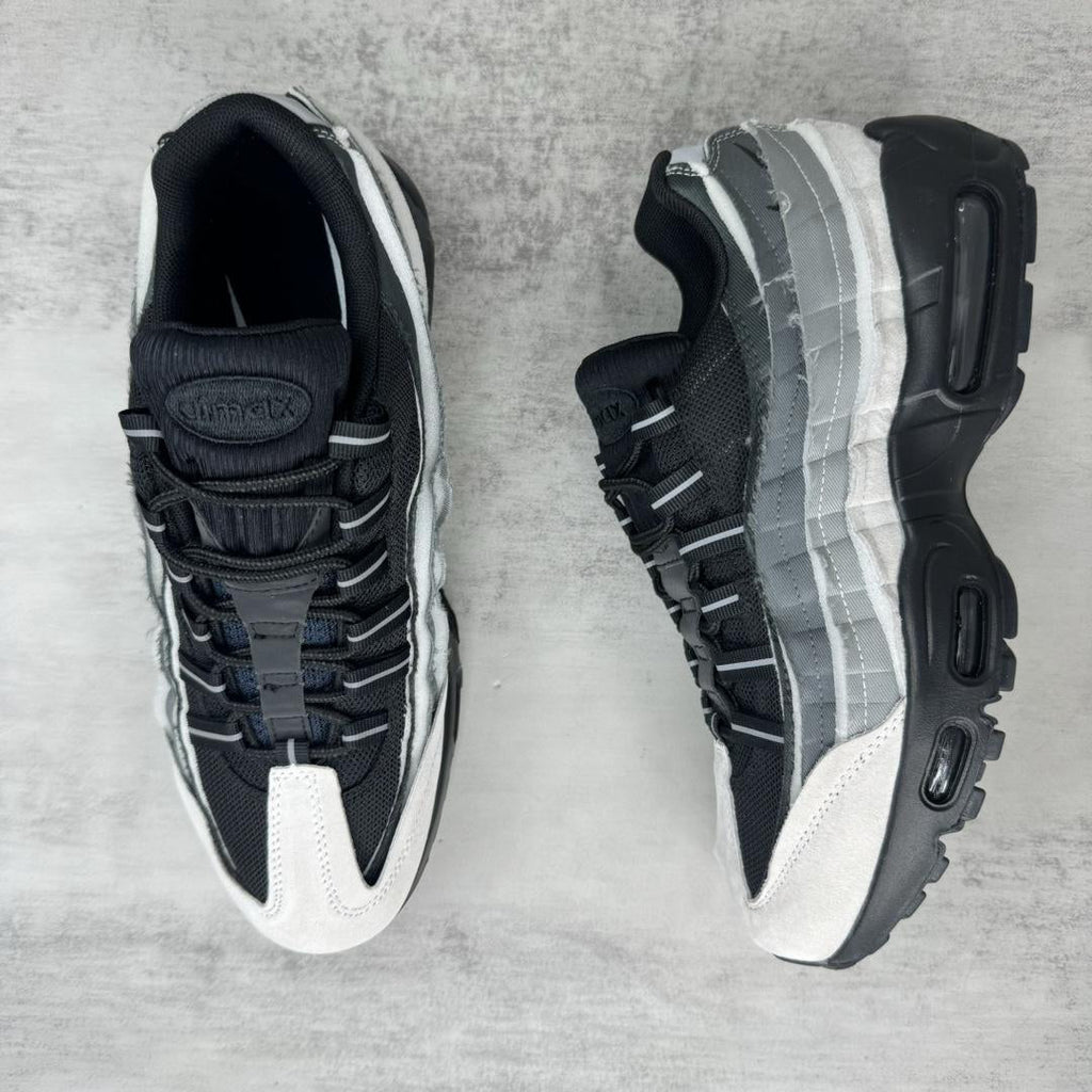 CDG x Nike Air Max 95