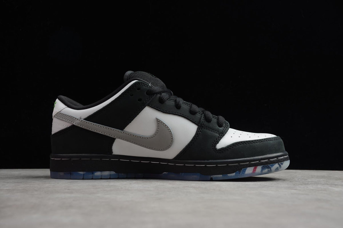 Nike SB Dunk Low Staple Panda Pigeon