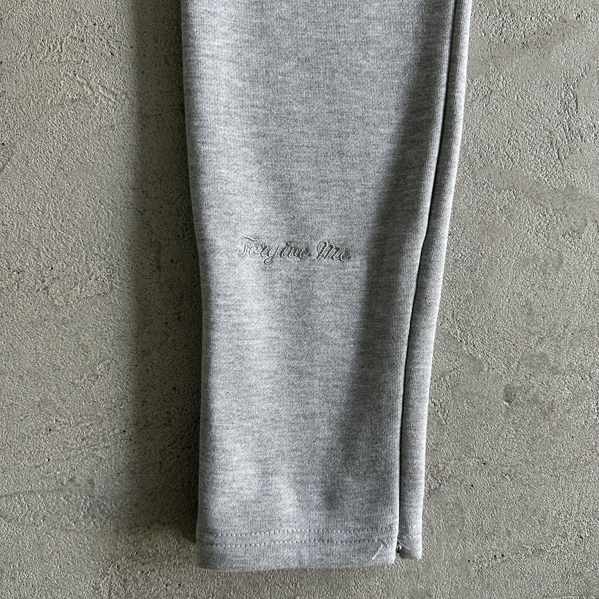 Synaworld Round Neck Suit Grey